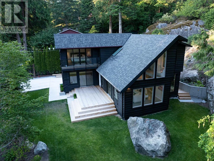8590 Redrooffs Road, Halfmoon Bay, BC, V7Z 1A9