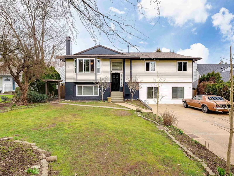 15865 101st Avenue, Surrey BC V4N 2S6