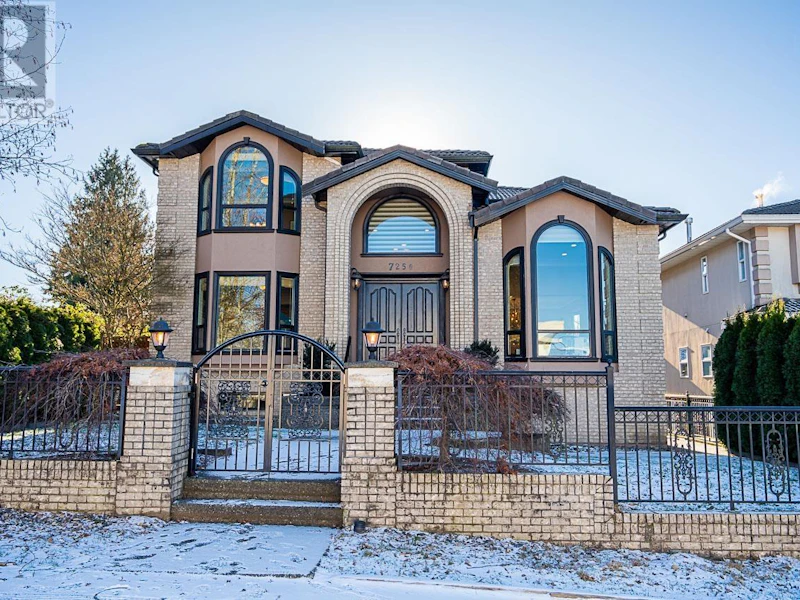 7250 Frances Street, Burnaby BC V5A 1H1
