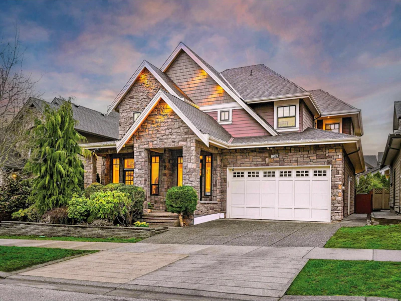 16317 25th Avenue, Surrey BC V3Z 6S1