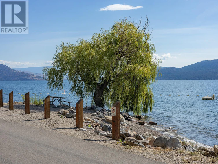 538 Mountain Drive, West Kelowna, BC, V1H 2B8 - 32