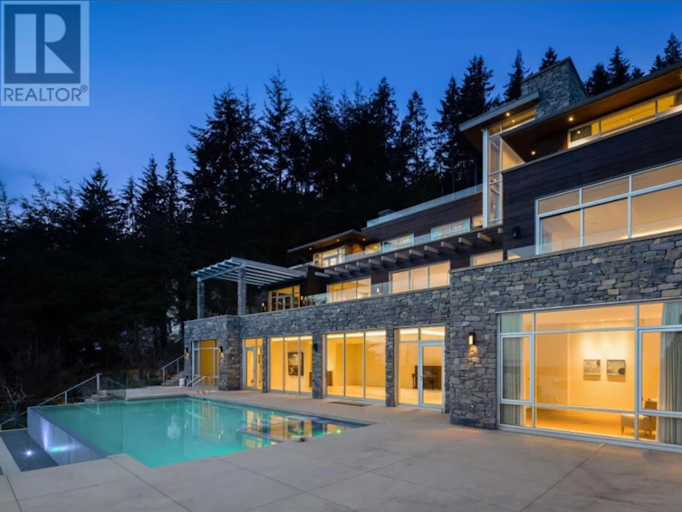 1116 Millstream Road, West Vancouver, BC, V7S 2C7