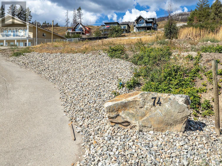 74 Elliot Road, West Kelowna, BC, V1H 2E4 - 13