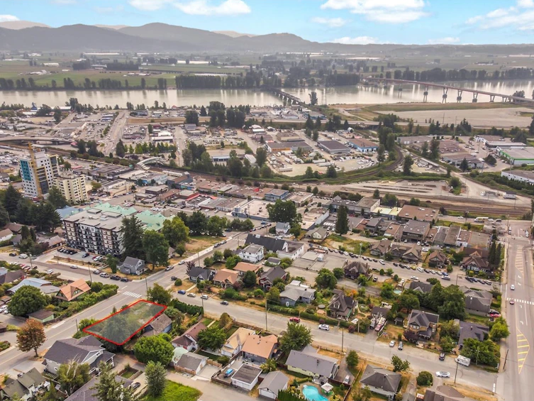 33091 3rd Avenue, Mission, BC, V2V 1N6 - 10