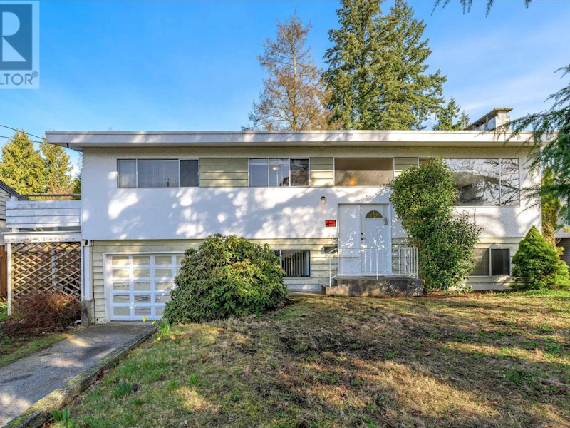 2227 Lorraine Avenue, Coquitlam BC V3K 2M8