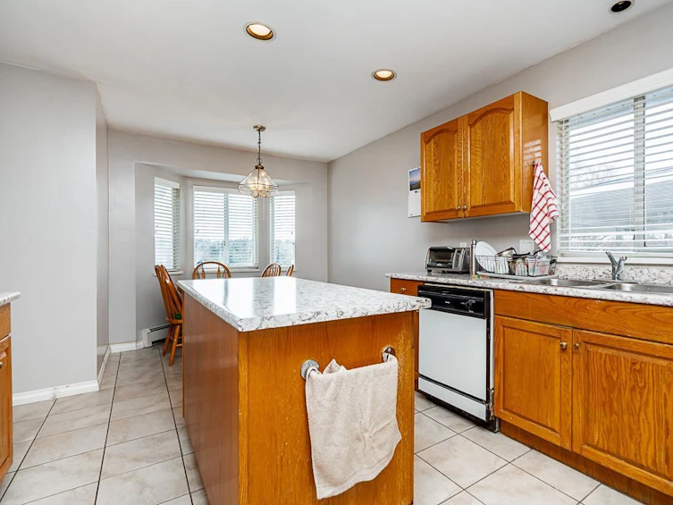14332 68 Avenue, Surrey, BC, V3W 2H4 - 11