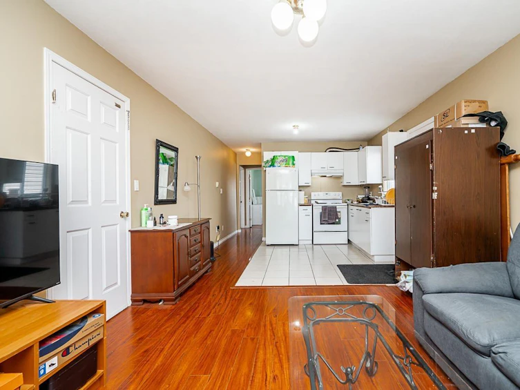 14332 68 Avenue, Surrey, BC, V3W 2H4 - 2