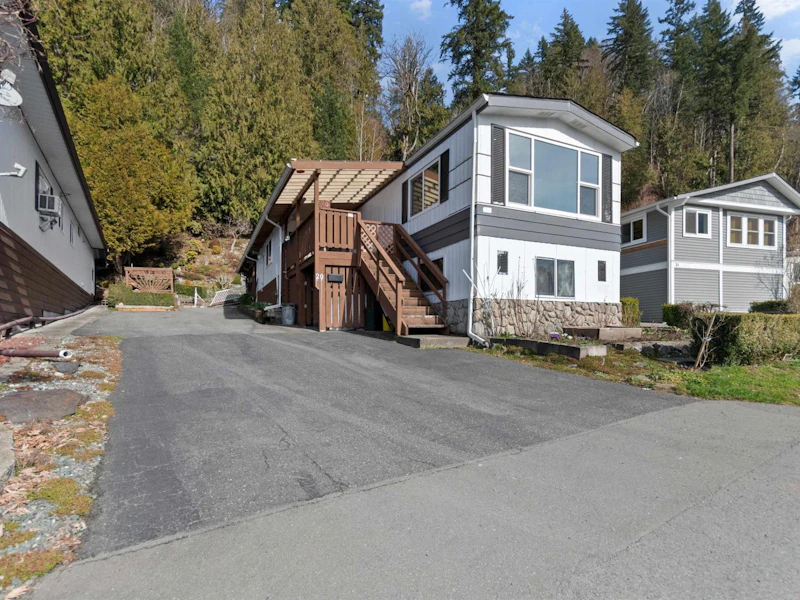 20 - 46511 Chilliwack Lake Road, Chilliwack BC