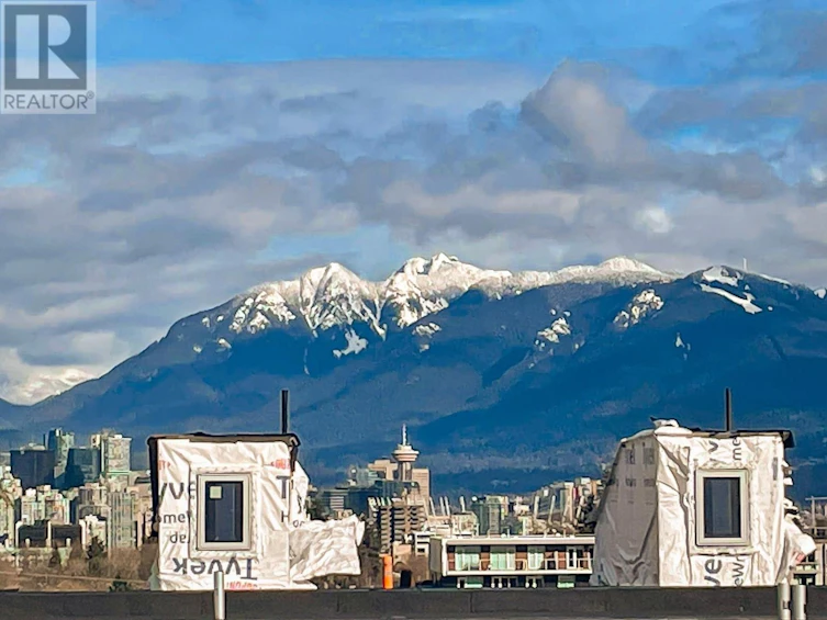 555 West 29th Avenue, Vancouver, BC, V5Z 2H8