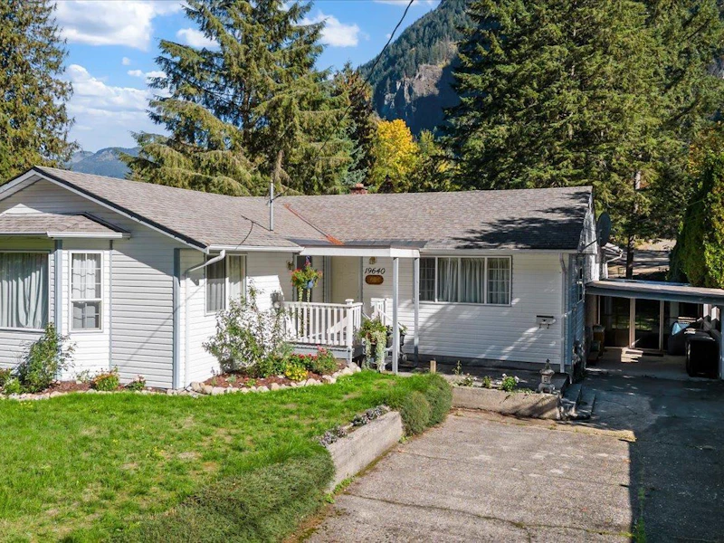 19640 Silverhope Road, Hope BC V0X 1L2