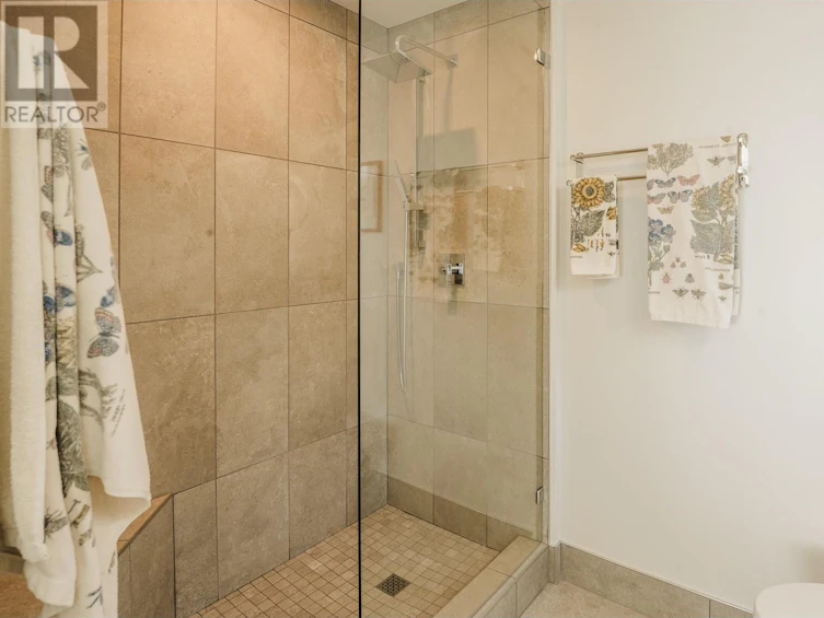 5652 Andres Road, Sechelt, BC, V7Z 0M4 - 14