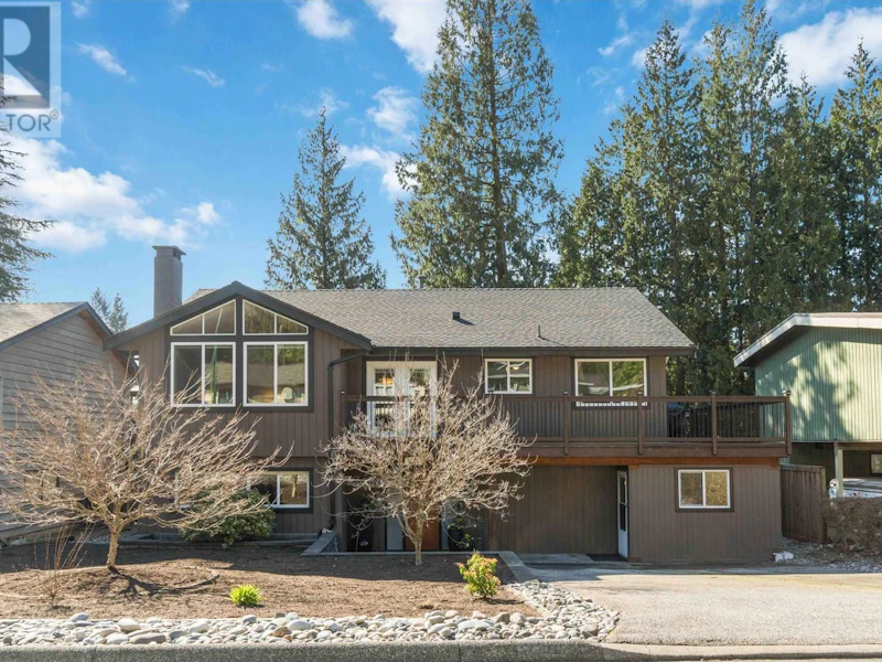 2701 Walpole Crescent, North Vancouver BC V7H 1K7