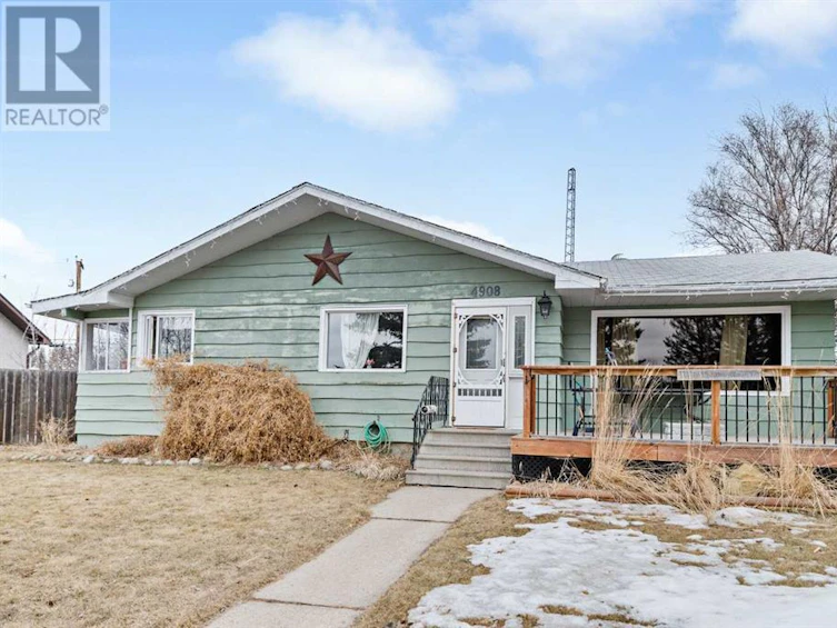 4908 39 Street, Innisfail, AB, T4G 1J2
