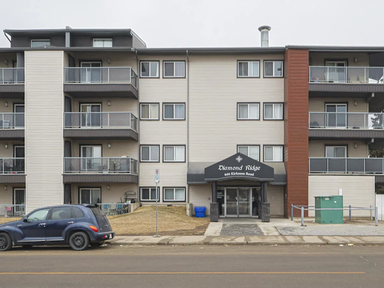 314-600 Kirkness Road NW, Edmonton, AB, T5Y 2H5