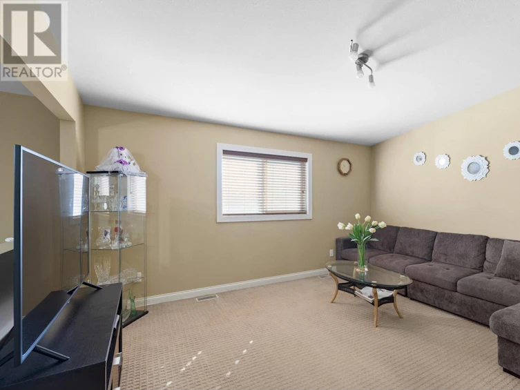 940 Mayfair Road, Kelowna, BC, V1X 5G8 - 20