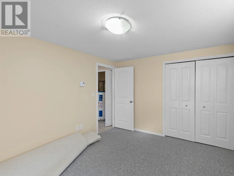 940 Mayfair Road, Kelowna, BC, V1X 5G8 - 38