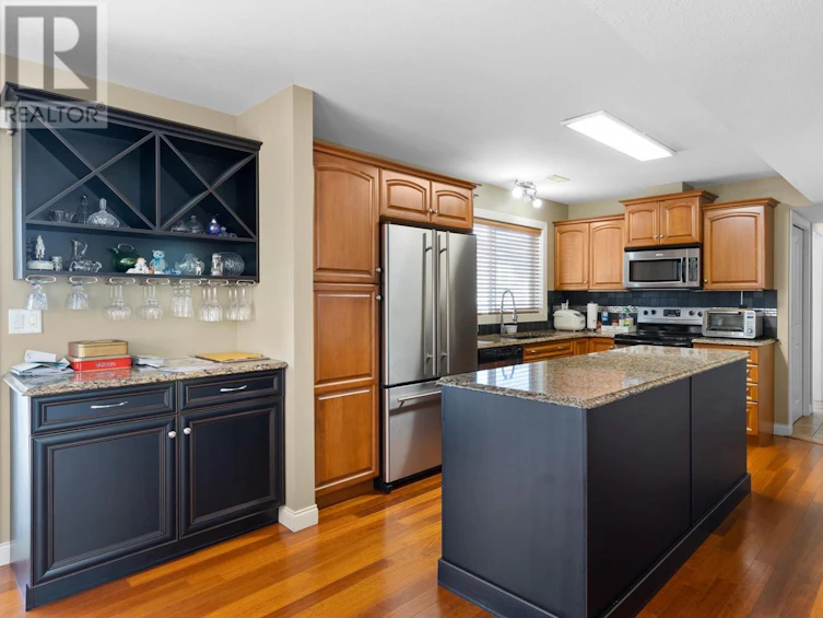940 Mayfair Road, Kelowna, BC, V1X 5G8 - 9