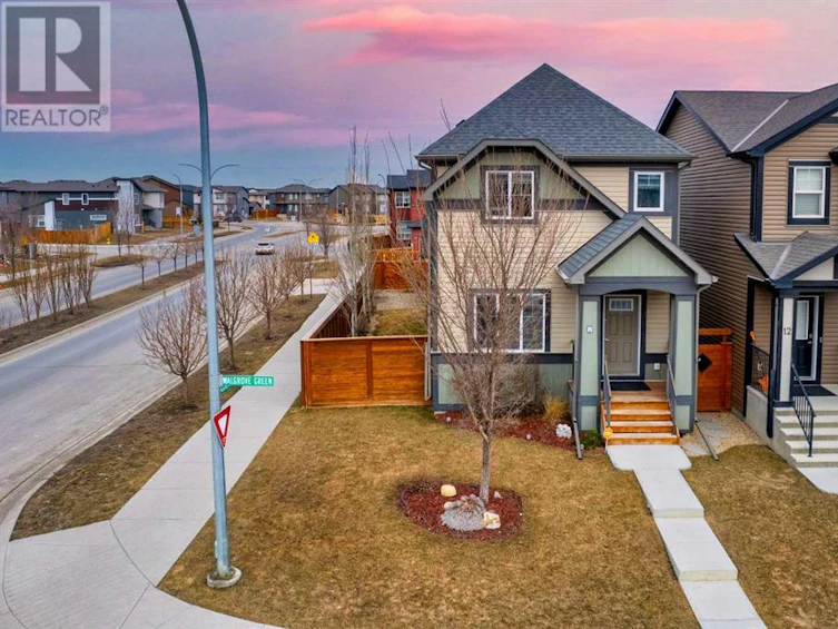 8 Walgrove Green Southeast, Calgary, AB, T2X 2H8
