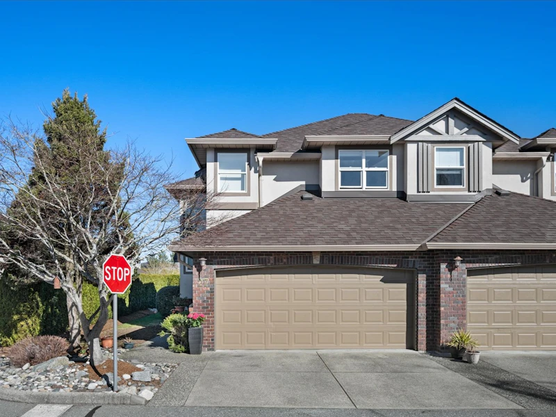 27 - 2525 Yale Court, Abbotsford BC V2S 8G9