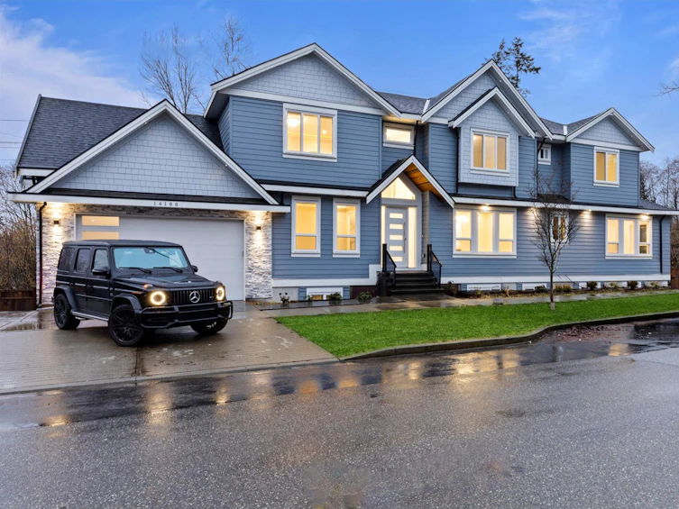 14188 68 Avenue, Surrey, BC, V3W 2H2
