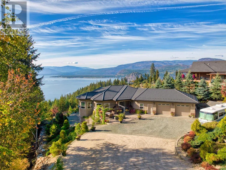 3676 Mcbride Road, Blind Bay, BC, V0E 1H1