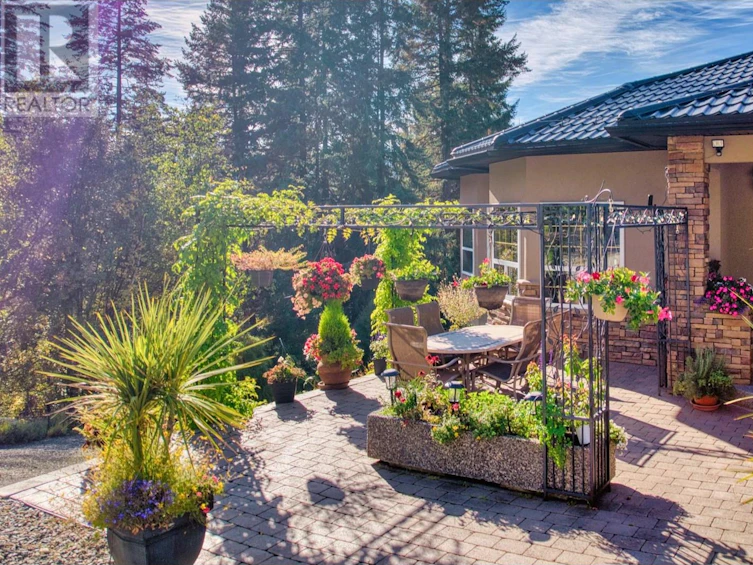 3676 Mcbride Road, Blind Bay, BC, V0E 1H1 - 74