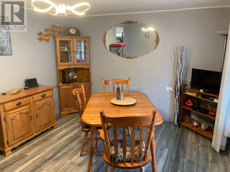 324 Hartland Avenue, Midway, BC, V0H 1M0 - 55