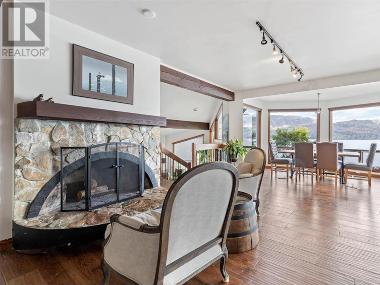 5142 Robinson Place, Peachland, BC, V0H 1X1 - 12