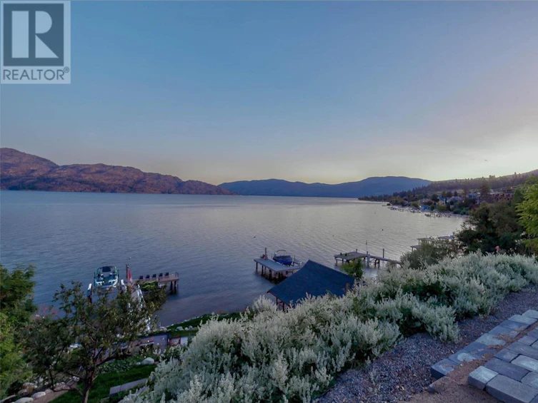 5142 Robinson Place, Peachland, BC, V0H 1X1 - 44