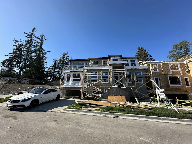 16059 9a Avenue, Surrey, BC, V4A 4W5 - 2