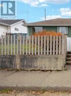 4429 9th Ave