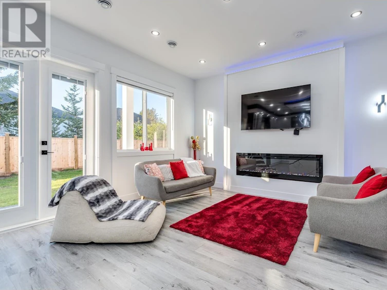 20089 Hampton Street, Maple Ridge, BC, V2X 1Z1 - 8
