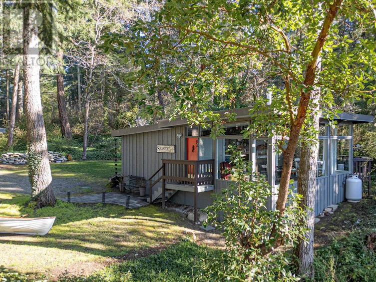 9224 Ardmore Drive, North Saanich, BC, V8L 3S1