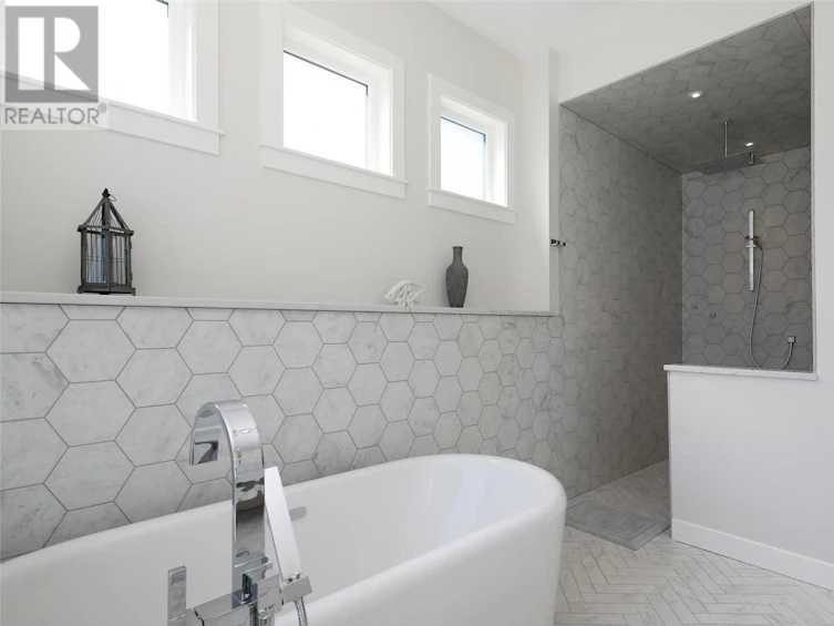 4-315 Kalamalka Lakeview Drive, Vernon, BC, V1H 1S7 - 27
