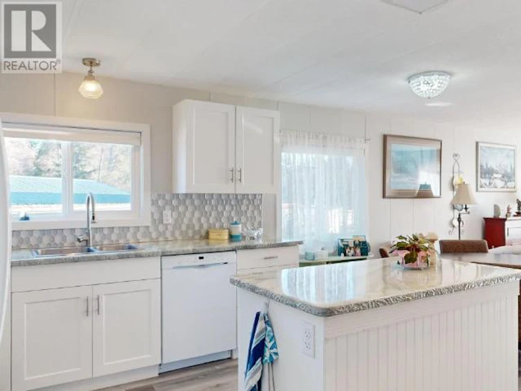3-4500 Claridge Road, Powell River, BC, V8A 5N2 - 2