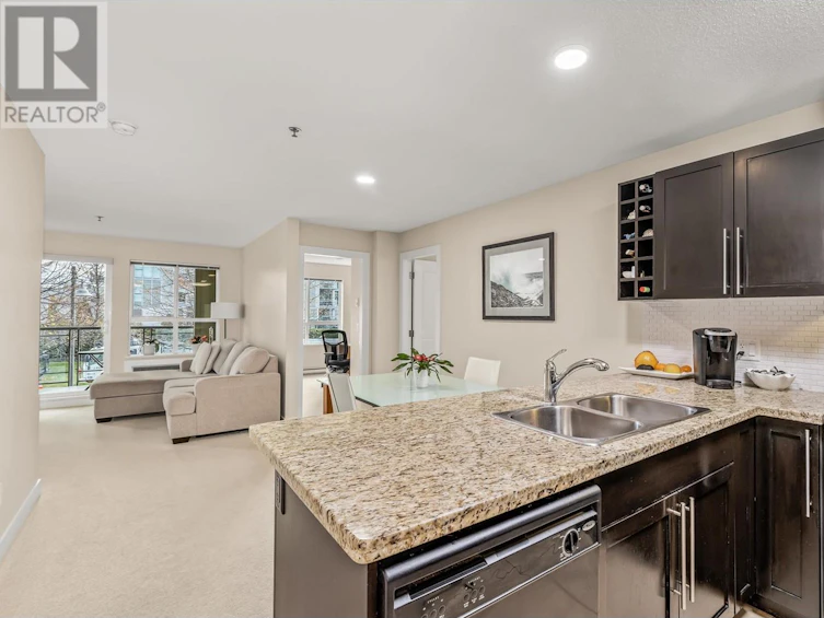 214-1093 Sunset Drive, Kelowna, BC, V1Y 9Z4 - 6