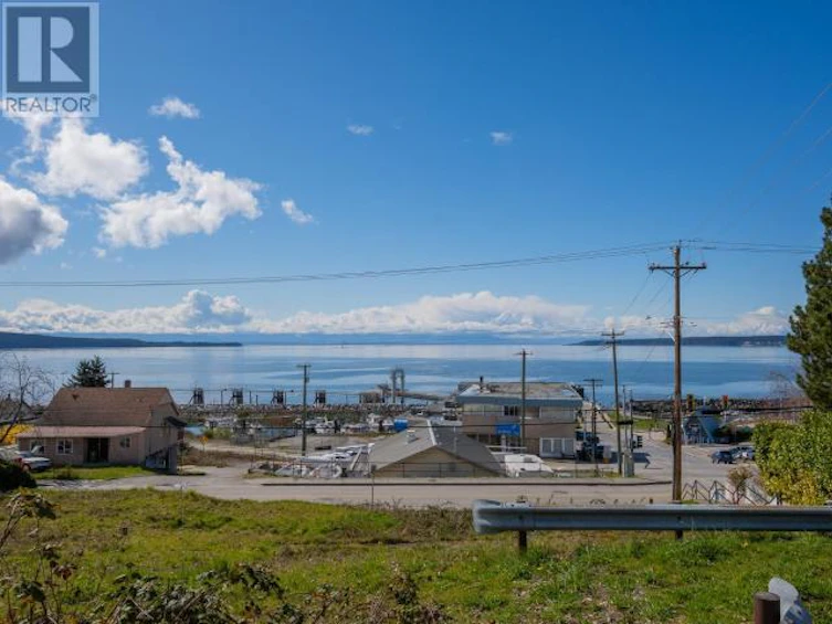 4426 Westview Avenue, Powell River, BC, V8A 3K1 - 2
