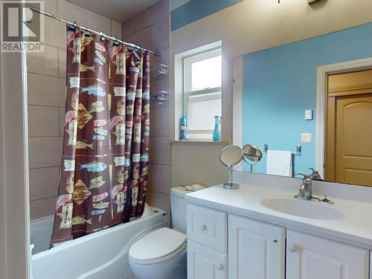 6929 Retaskit Court, Powell River, BC, V8A 5T2 - 64