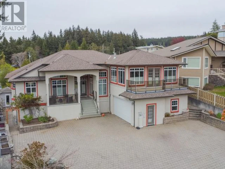 6929 Retaskit Court, Powell River, BC, V8A 5T2