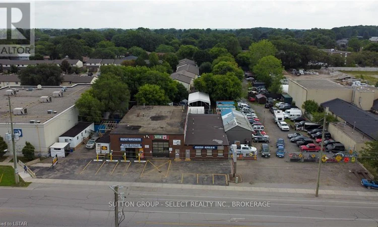 140 Clarke Road