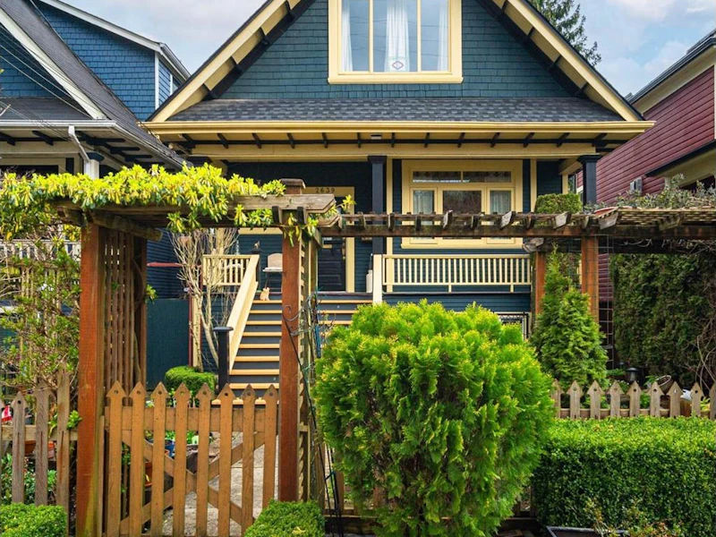2639 Carolina Street, Vancouver BC V5T 3S9