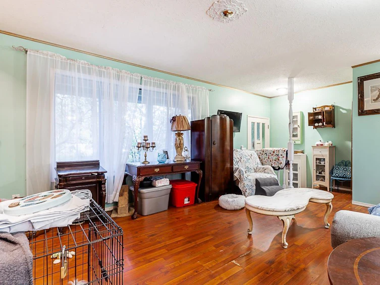 8063 Manson Street, Mission, BC, V2V 6P6 - 6