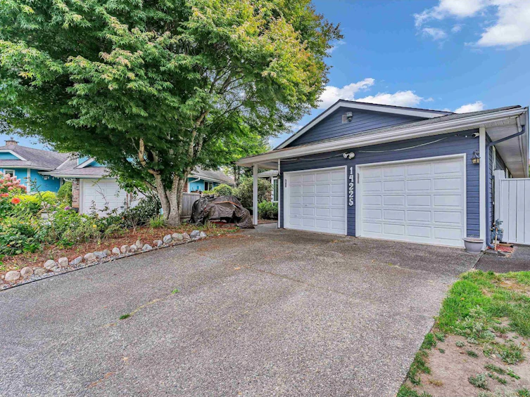 14225 18 Avenue, Surrey, BC, V4A 7C1