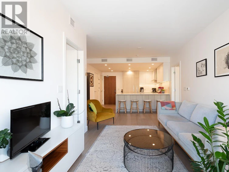 414-177 West 3rd Street, North Vancouver, BC, V7M 0G5