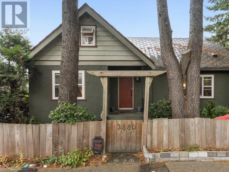 3880 Clark Drive, Vancouver, BC, V5V 4Y8