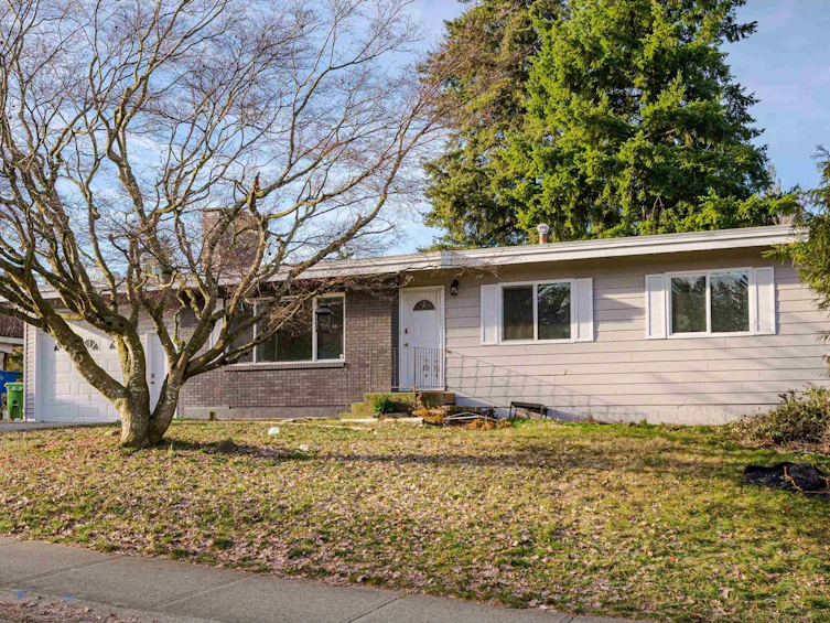 2977 Princess Street, Abbotsford, BC, V2T 2S8 - 2