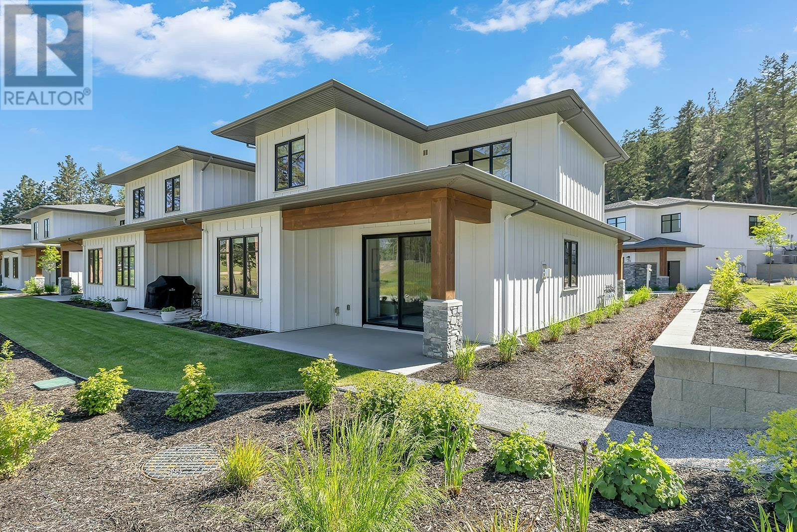 2-1979 Country Club Drive, Kelowna, BC, V1X 0H6 - 40
