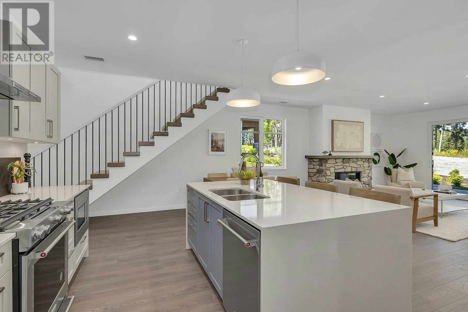 2-1979 Country Club Drive, Kelowna, BC, V1X 0H6 - 19