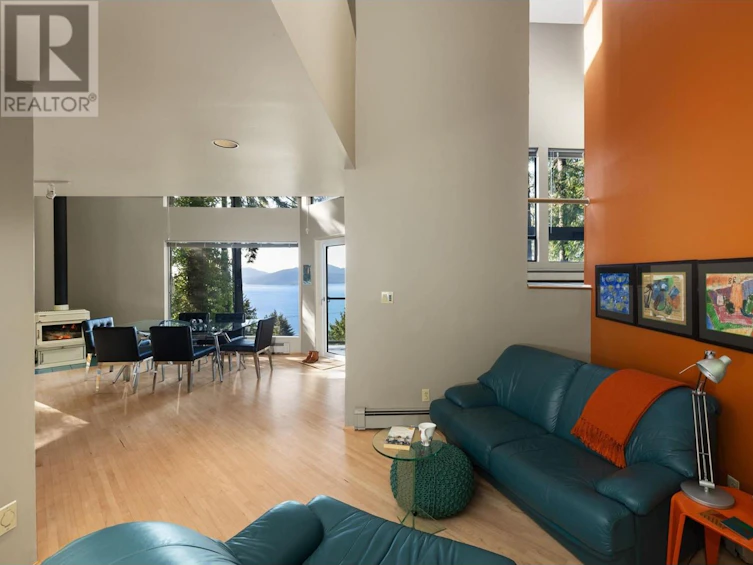 225 Mountain Drive, West Vancouver, BC, V0N 2E0 - 21