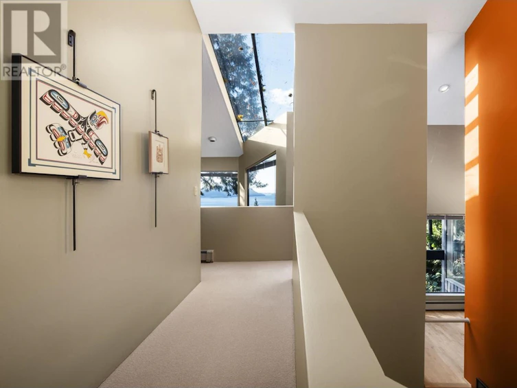225 Mountain Drive, West Vancouver, BC, V0N 2E0 - 23